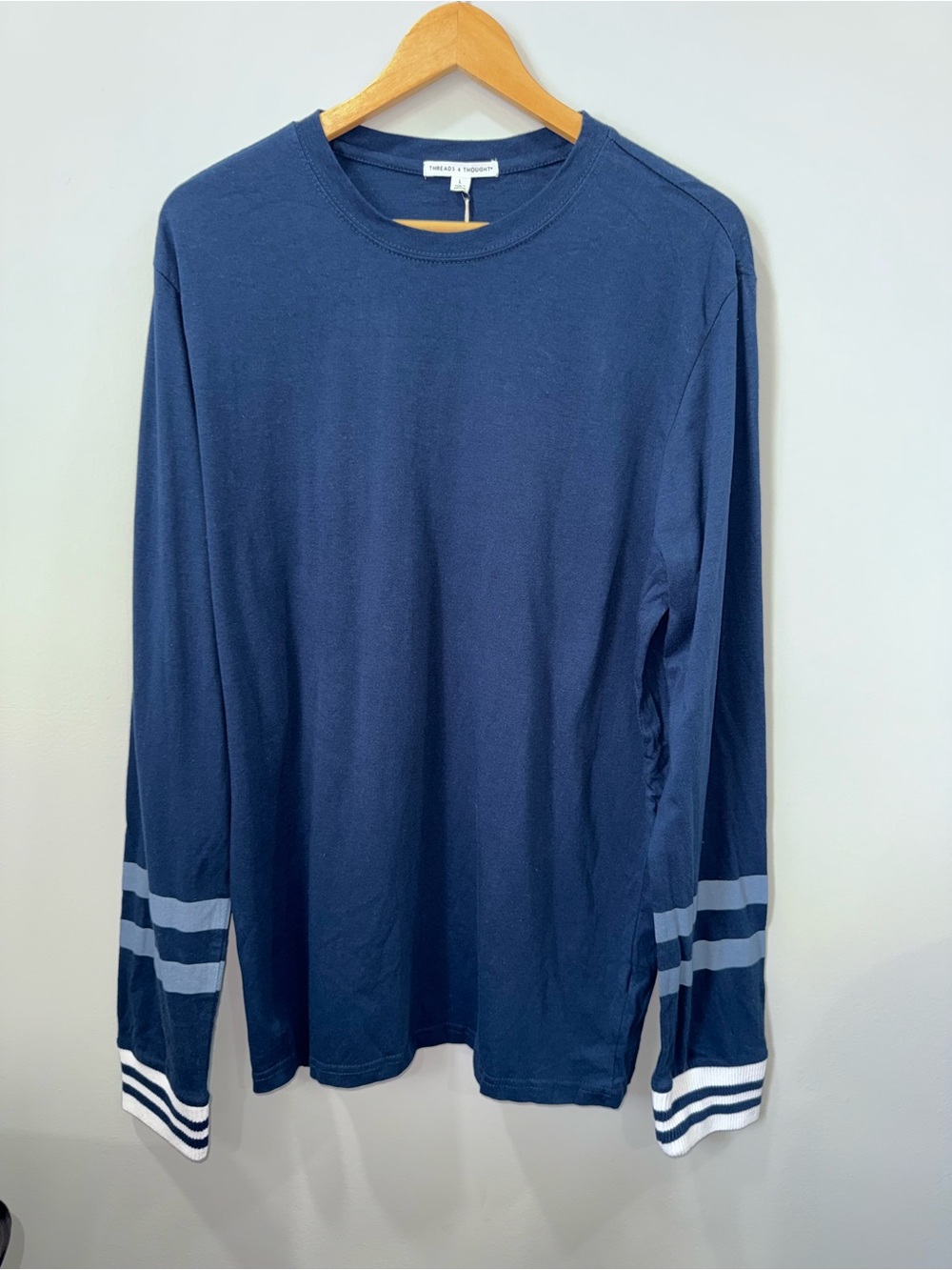 Threads 4 Thought Navy T-Shirt T Men’s Large Long-Sleeve Crewneck NWT